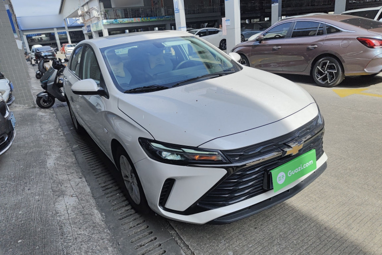 雪佛兰 科鲁泽 2024款 1.5L 双离合悦享版车身外观3