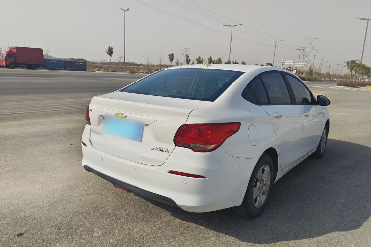 雪佛兰 科沃兹 2018款 320 自动欣享天窗版车身外观6004