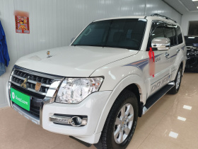 三菱 帕杰罗（平行进口） 