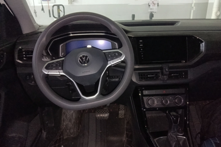 大众 探影 2020款 1.5L 自动 悦中控内饰13