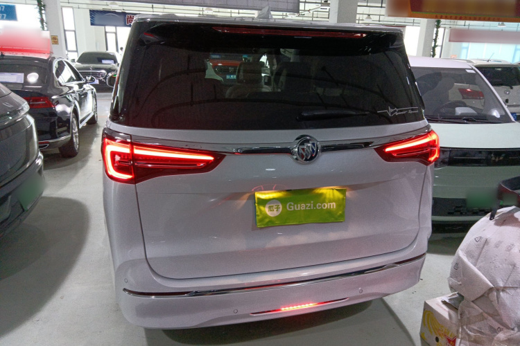 别克GL8 2022款 ES陆尊 653T 舒适型车身外观6