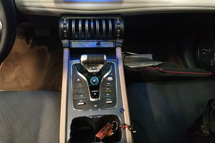 比亚迪 元PLUS 2023款 冠军版 430KM 超越型局部细节18