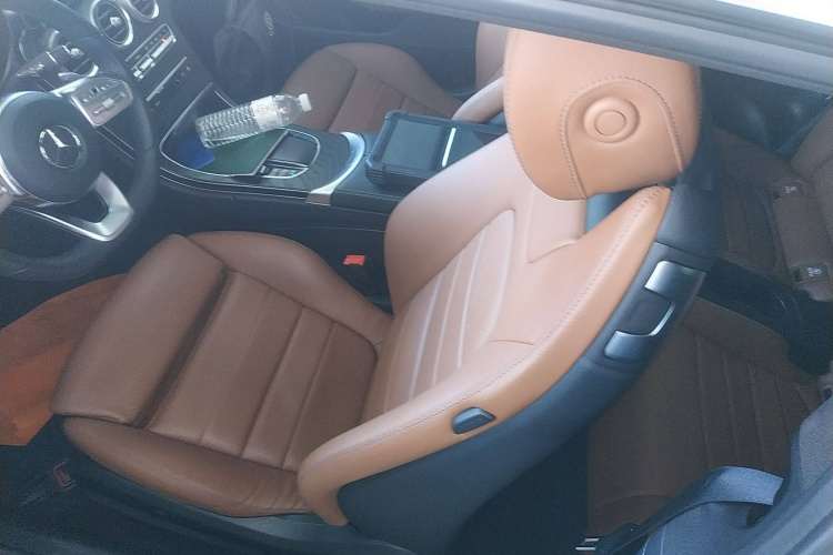 奔驰C级(进口) 2019款 C 260 轿跑车局部细节19