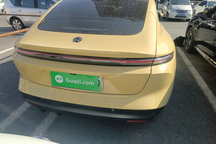 蔚来ET5 2022款 75kWh车身外观6004