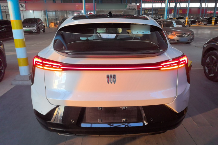 别克E4 2023款 GS版车身外观6