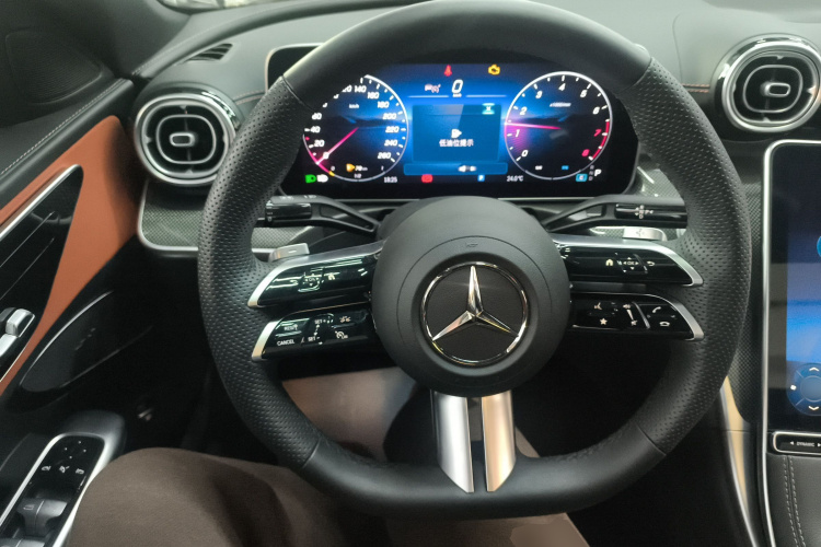 奔驰C级 2025款 C 260 L 运动版局部细节13