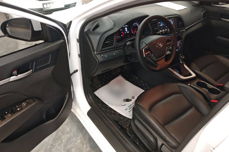 现代 领动 2020款 1.5L CVT智炫·精英型中控内饰20