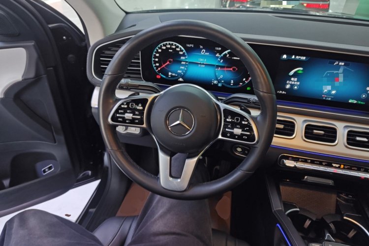 奔驰GLE 2023款 GLE 350 4MATIC 轿跑SUV 豪华型中控内饰13