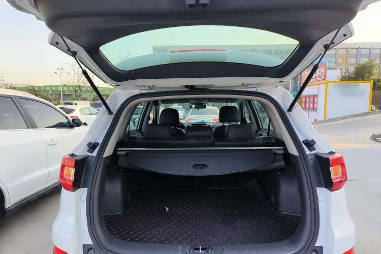 长安CS75 2017款 尚酷版 1.5T 手动锋享型局部细节23