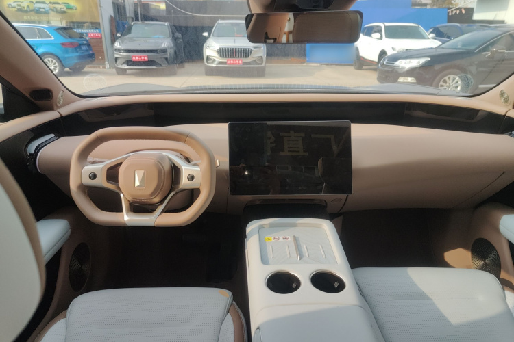 阿维塔07 2024款 Pro+增程版中控内饰12
