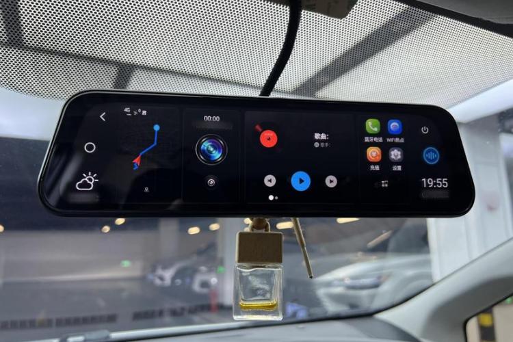 丰田 普锐斯 2012款 1.8L 豪华版中控内饰7003