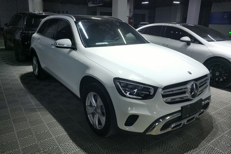 奔驰GLC 2020款 GLC 260 L 4MATIC 动感型车身外观3