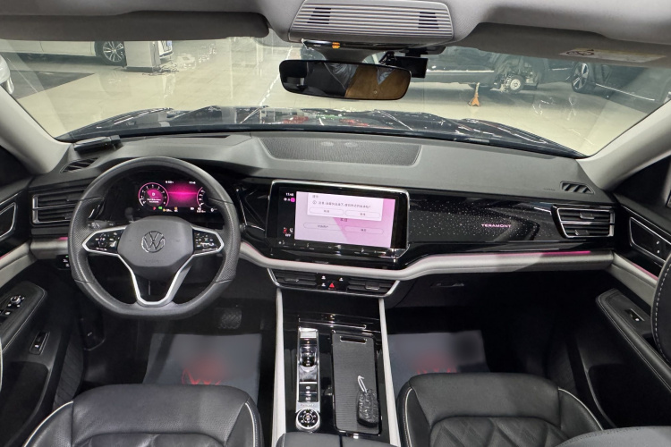 大众 途昂 2022款 530 V6 四驱尊崇旗舰版中控内饰7003