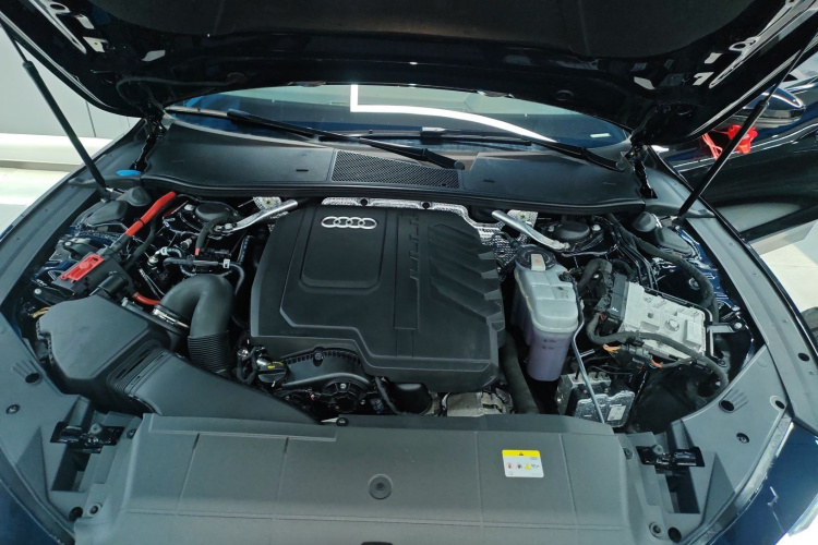 奥迪A7L 2024款 45 TFSI quattro 黑武士版局部细节24