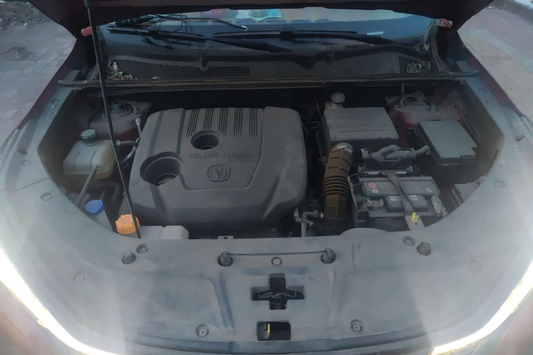 长安CS75 PLUS 2020款 1.5T 自动豪华型局部细节24