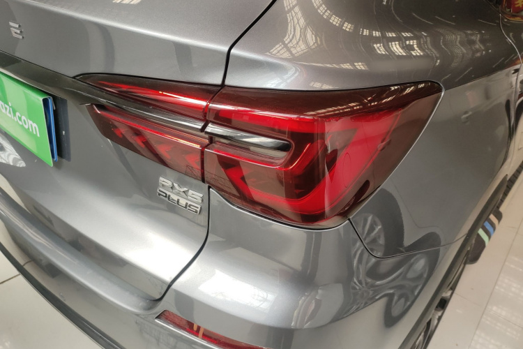 荣威RX5 2021款 PLUS 300TGI 自动Ali国潮旗舰荣麟版车身外观9