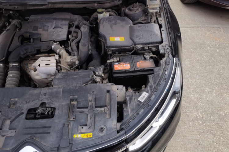 雪铁龙C5 2017款 350THP 自动豪华型机舱底盘26