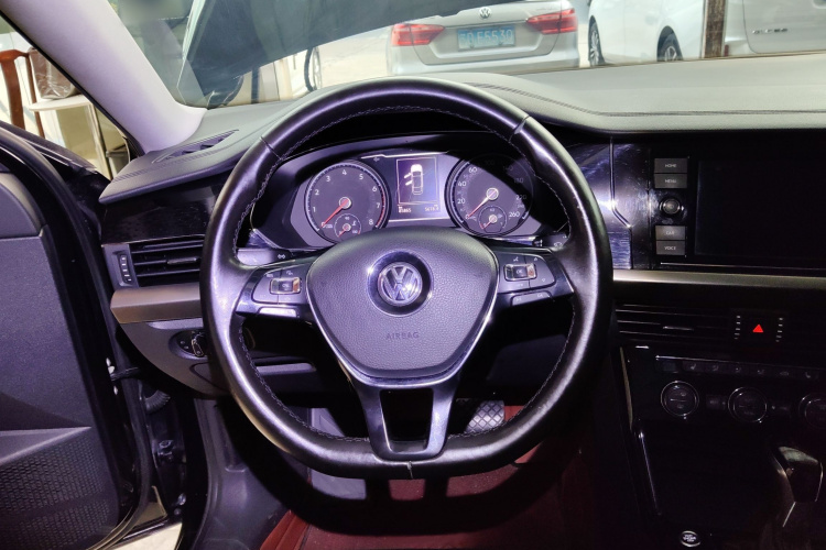 大众 帕萨特 2019款 330TSI 精英版 国VI局部细节13