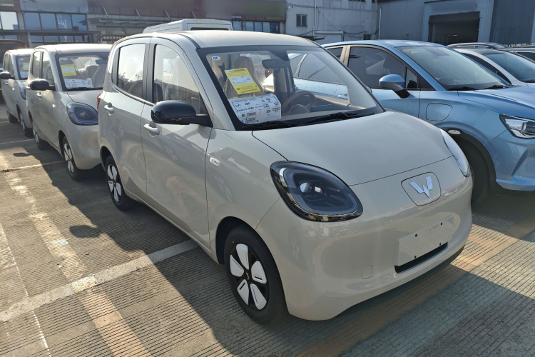 五菱汽车 宏光MINIEV 2025款 四门版 进阶款车身外观6002