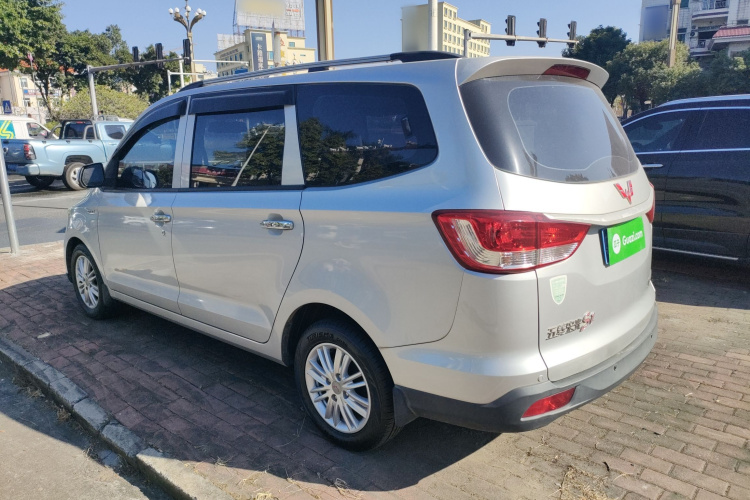 五菱汽车 五菱宏光 2015款 1.5L S1标准国V车身外观6003