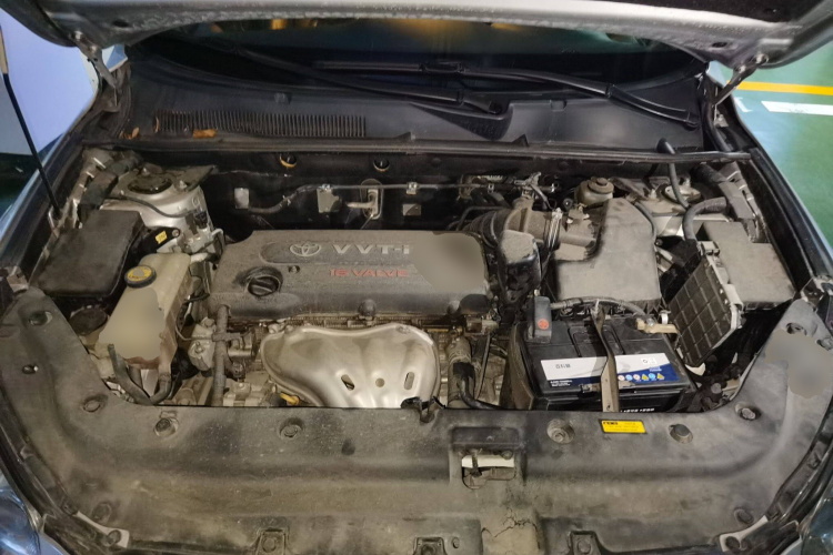 丰田 RAV4荣放 2012款 炫装版 2.4L 手动四驱豪华局部细节24