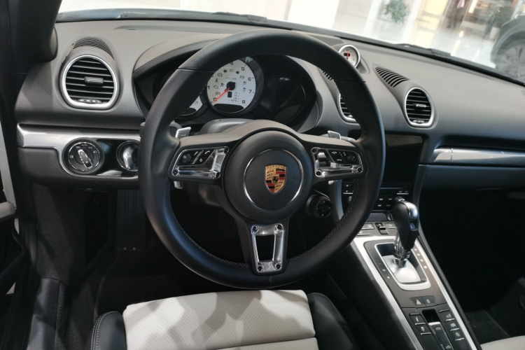 保时捷718 2022款 Boxster T 2.0T局部细节13