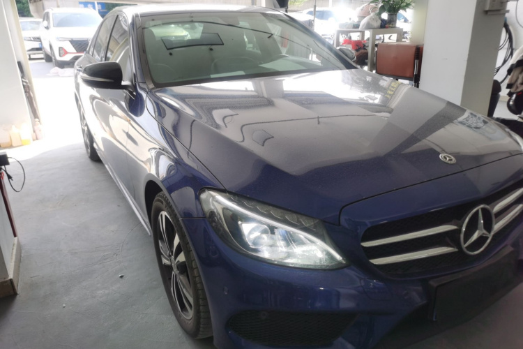 奔驰C级 2018款 C 200 运动版车身外观6002