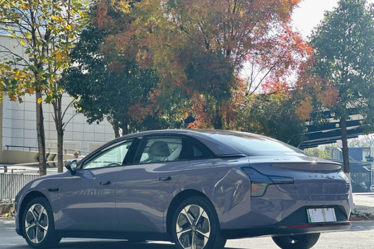 小鹏MONA M03 2024款 515 长续航车身外观6004