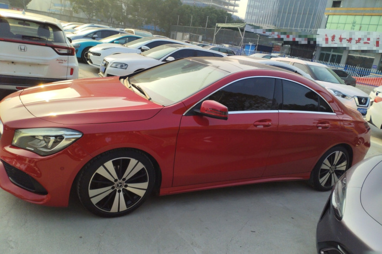 奔驰CLA 2017款 改款 CLA 200 时尚型车身外观4