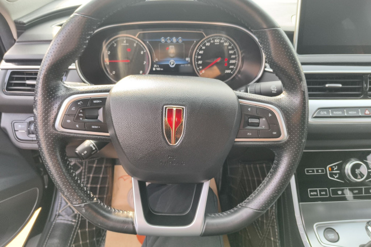 红旗H5 2020款 1.5T DCT旗悦版中控内饰13