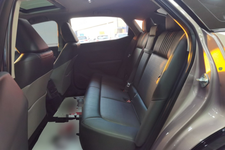 丰田bZ3 2023款 616km 长续航Premium中控内饰21