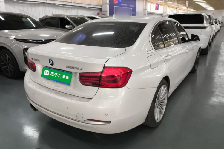 宝马3系 2018款 320Li 时尚型车身外观7