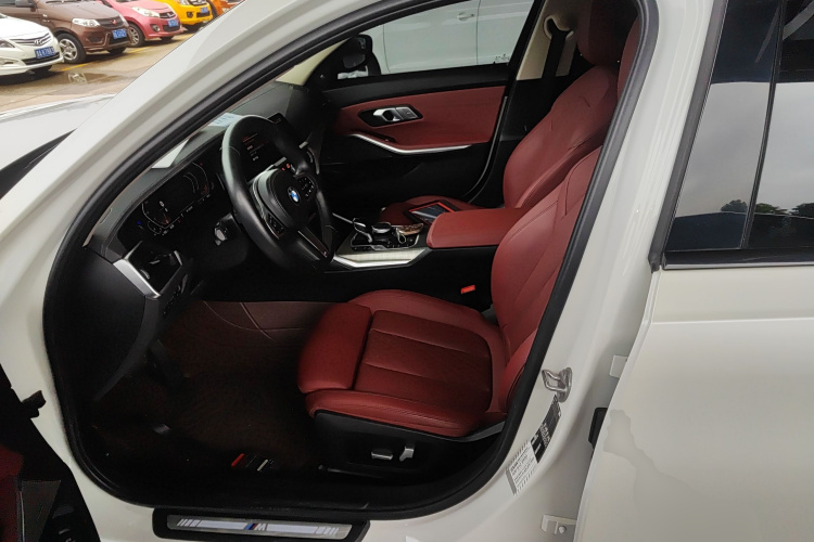 宝马3系 2022款 325Li M运动曜夜套装局部细节19