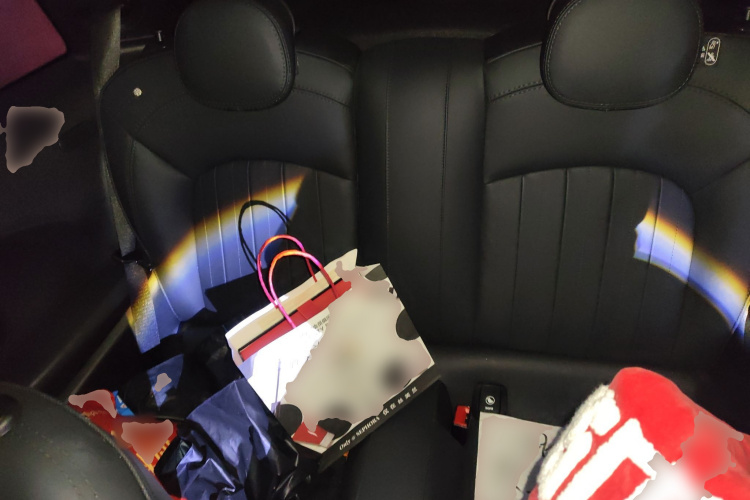 MINI 2023款 改款 2.0T COOPER S 艺术家中控内饰21