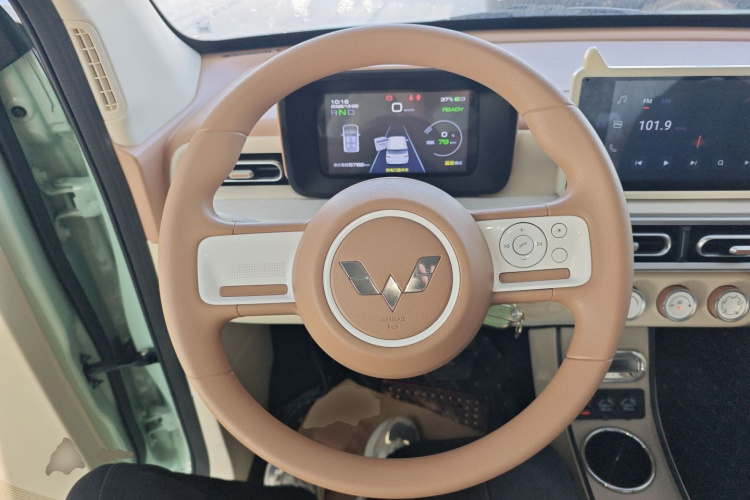 五菱汽车 宏光MINIEV 2024款 第三代 215km 进阶版中控内饰13