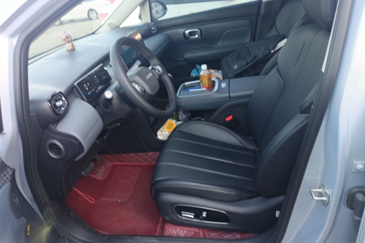 埃安 AION UT 2025款 420智豪版中控内饰19