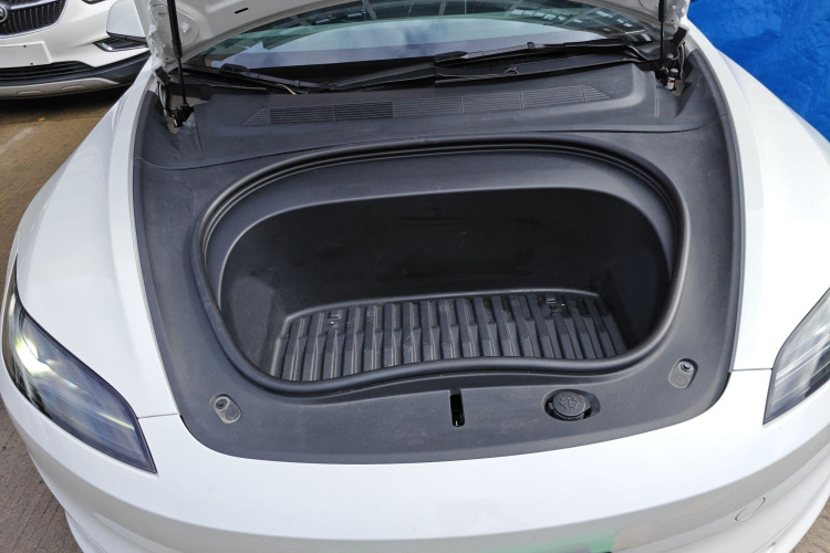 特斯拉 Model 3 2023款 长续航全轮驱动版局部细节24