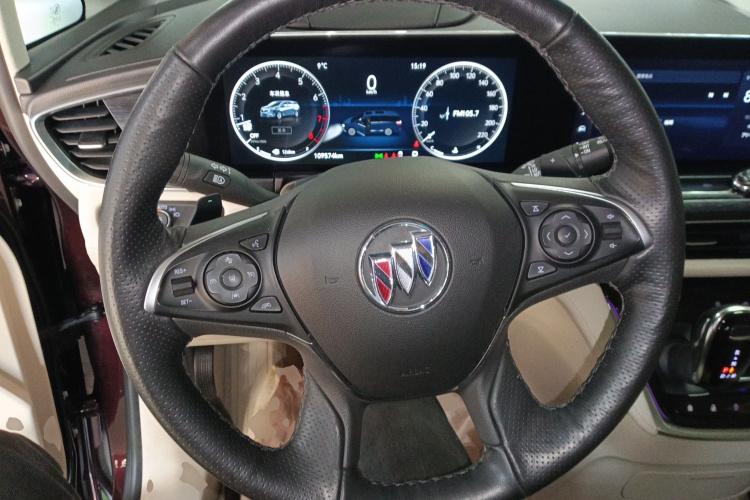 别克GL8 2021款 Avenir艾维亚 七座亲礼版局部细节13