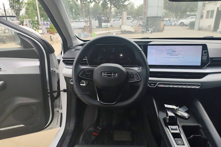 吉利汽车 2024款 缤瑞COOL 1.5T DCT冠军版局部细节13