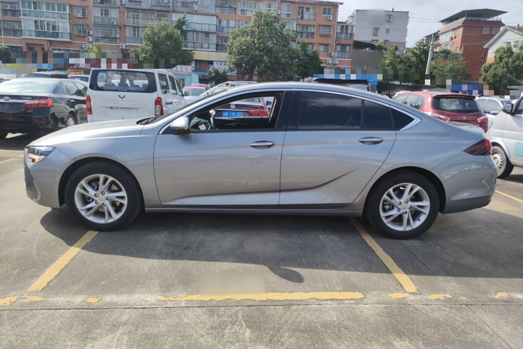 别克 君威 2024款 25T 超享版车身外观6003