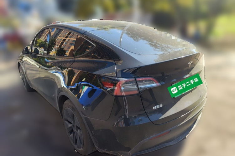 特斯拉 Model Y 2023款 后轮驱动版车身外观6003