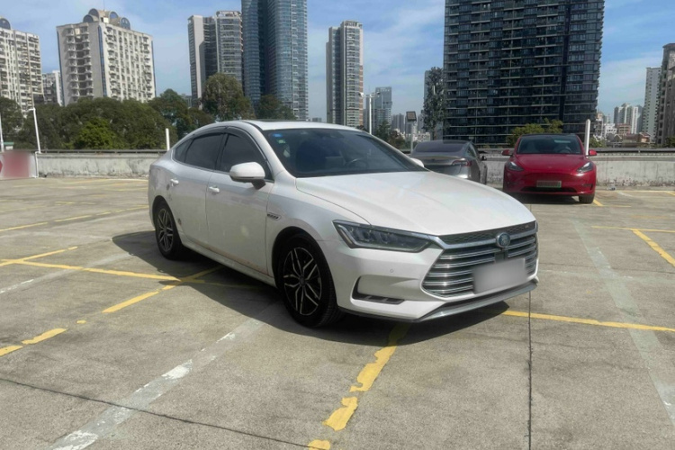 比亚迪 秦Pro新能源 2019款 DM 1.5TI 自动领航版车身外观6005