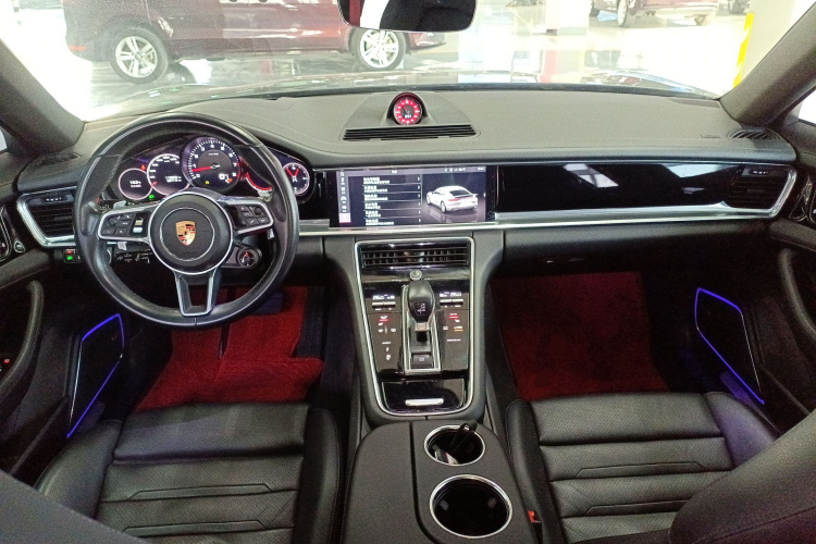 保时捷 2019款 Panamera 2.9T中控内饰12