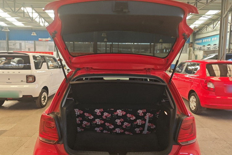 大众 Polo 2013款 1.4L 自动舒适版局部细节23