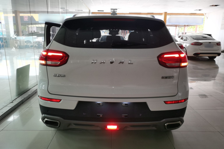 哈弗H6 2017款 红标 2.0T 自动两驱智尚型车身外观6