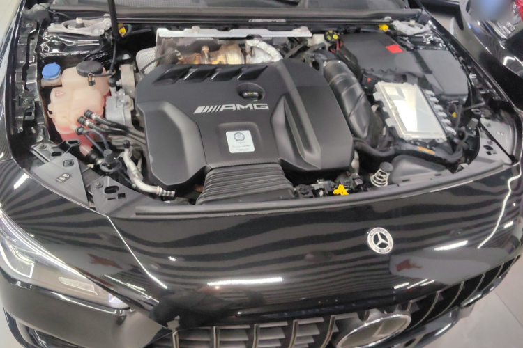 奔驰CLA AMG 2022款 AMG CLA 45 S 4MATIC+  55周年纪念版机舱底盘24