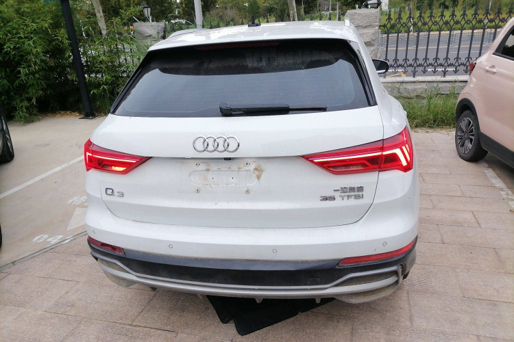 奥迪Q3 2019款 35 TFSI 进取动感型车身外观6004