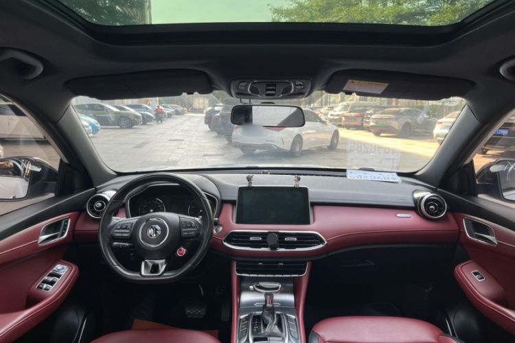 名爵HS 2019款 20T 自动两驱Trophy超跑版 国VI中控内饰7006