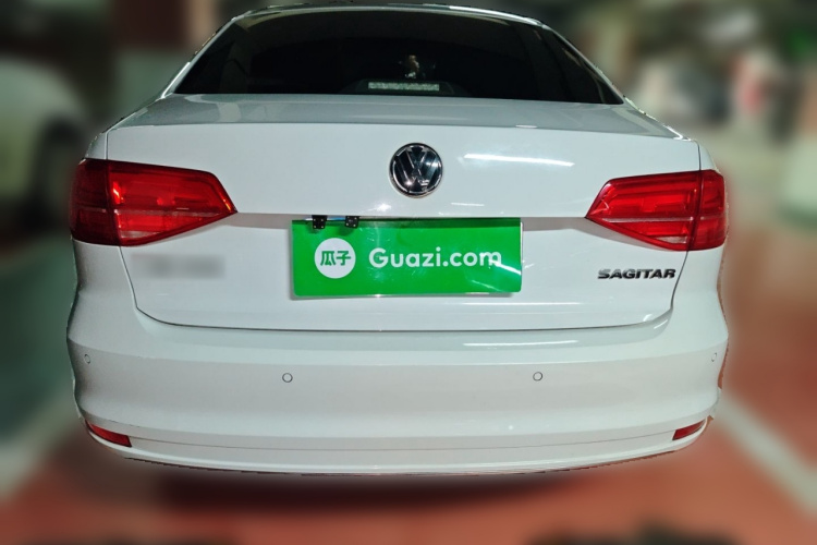 大众 速腾 2015款 1.6L 自动舒适型车身外观6