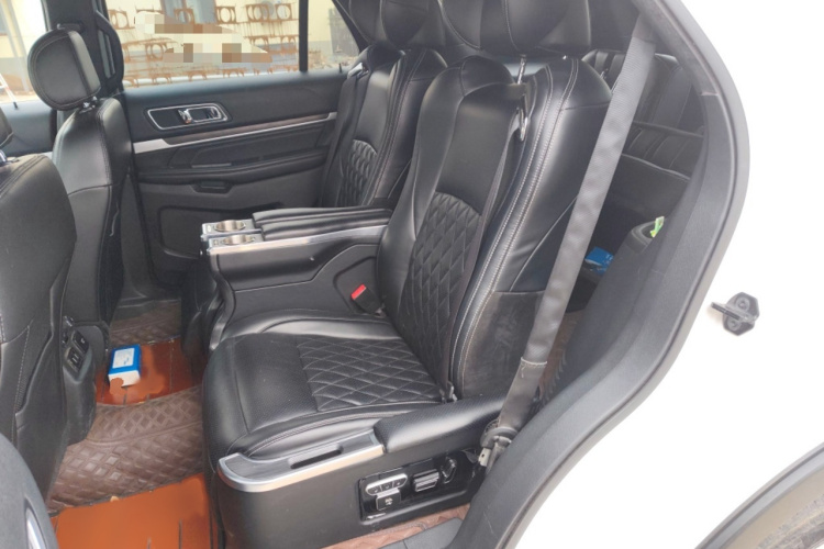 福特 探险者(进口) 2017款 3.5T 精英版中控内饰7004